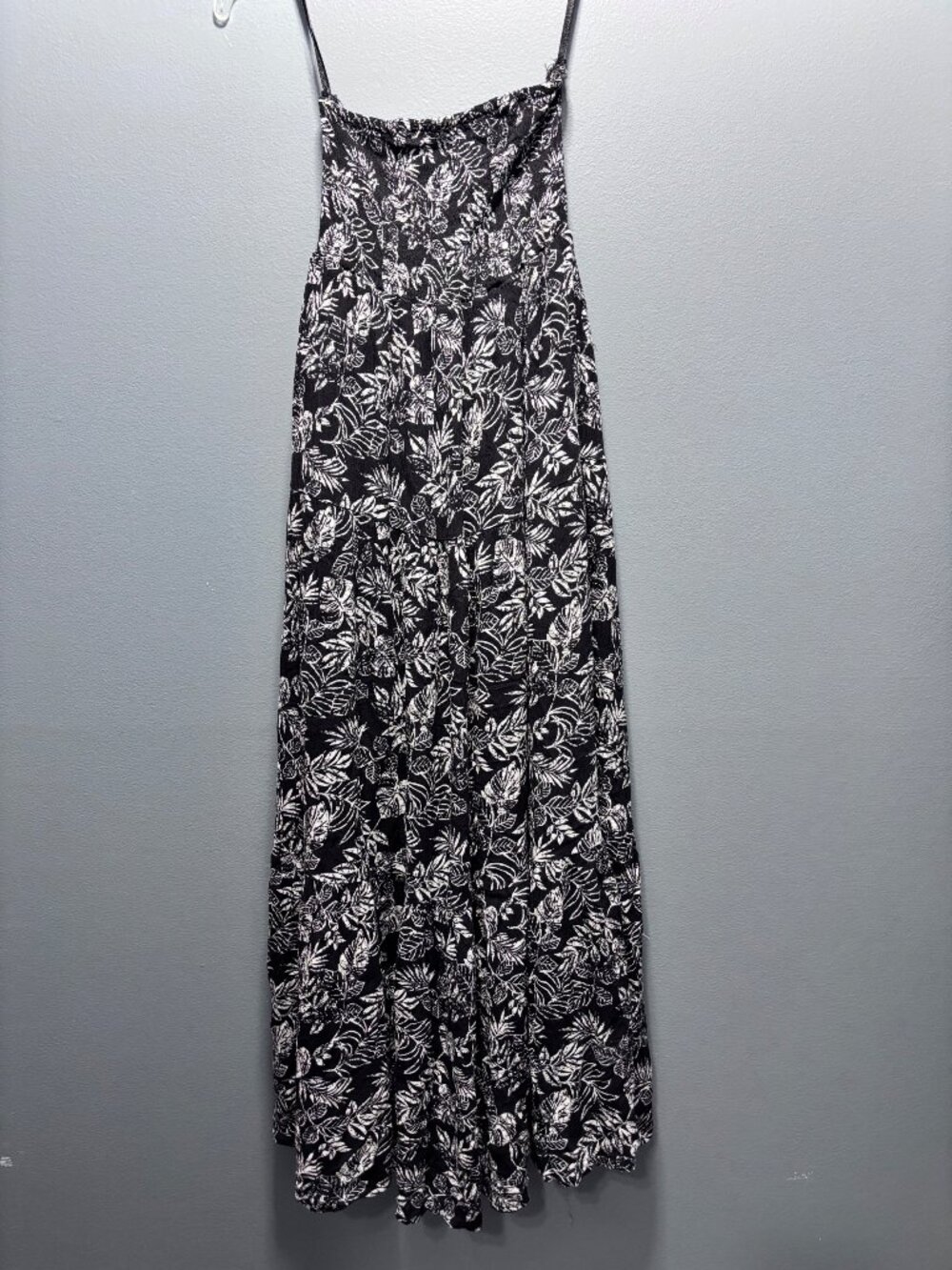 Passport Strapless floral Beachy dress Size Medium